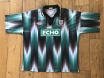 lincoln-city-away-football-shirt-1993-1994-s_72137_1.jpg